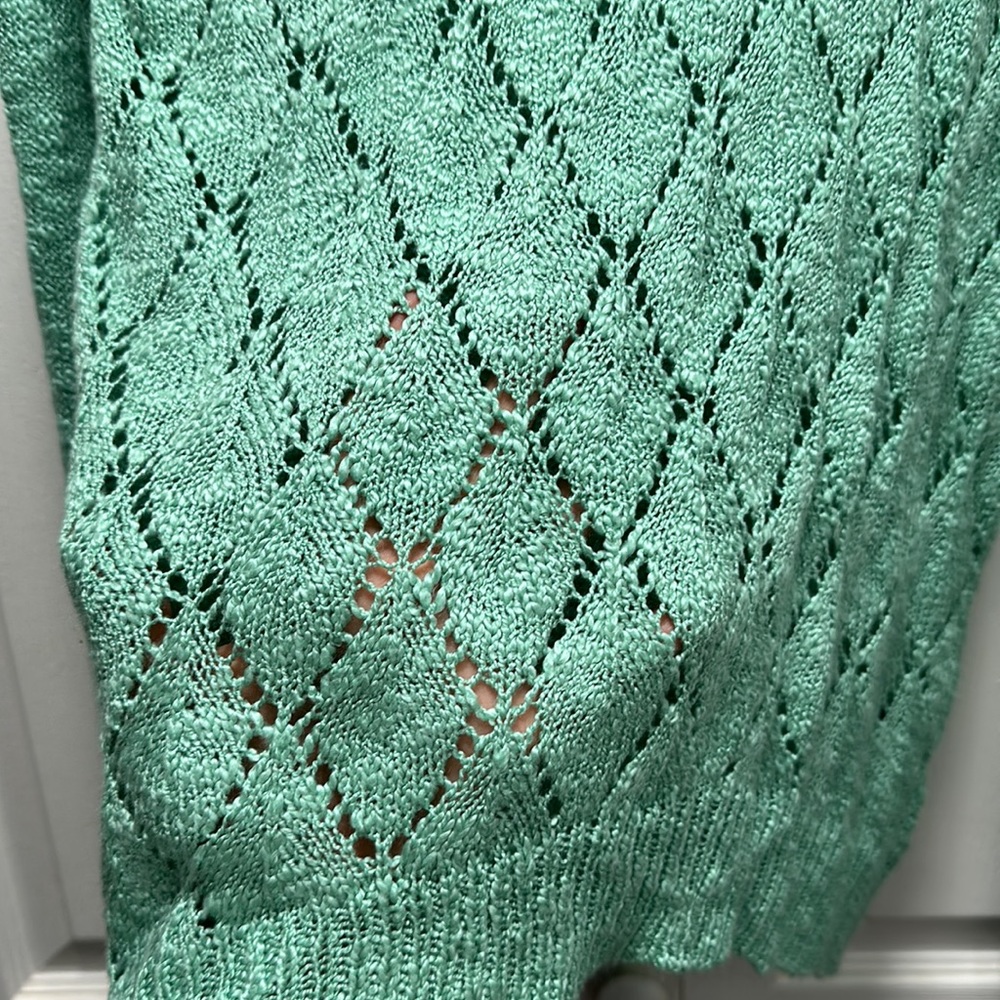 Light sweater - Picture 2 of 2
